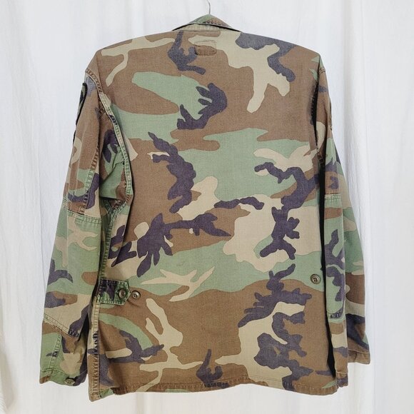 US Army 80s Woodland Camo Combat Jacket 1st CAVALRY Hell on Wheels THORNTON M/S - Picture 6 of 12